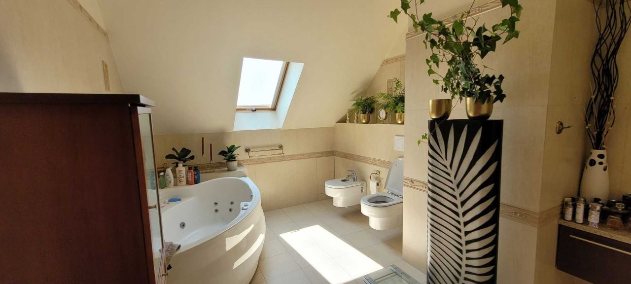 dom wolnostojący Żarów, ul. Brzozowa. Zdjęcie 4