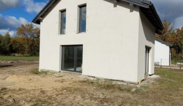 dom wolnostojący, 4 pokoje Rasy