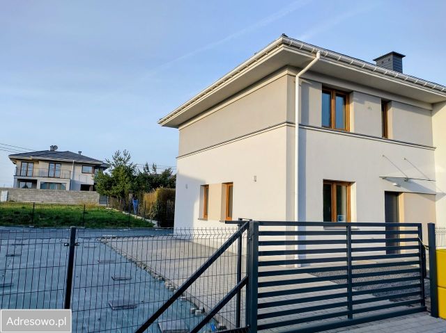 bliźniak, 4 pokoje Tarnów, ul. Danuty Szaflarskiej. Zdjęcie 1