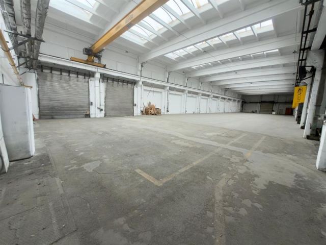 Hala/magazyn Wrocław Krzyki, Wrocław Opolska Hala z suwnicą 8T ogrzewana +biur. Zdjęcie 2