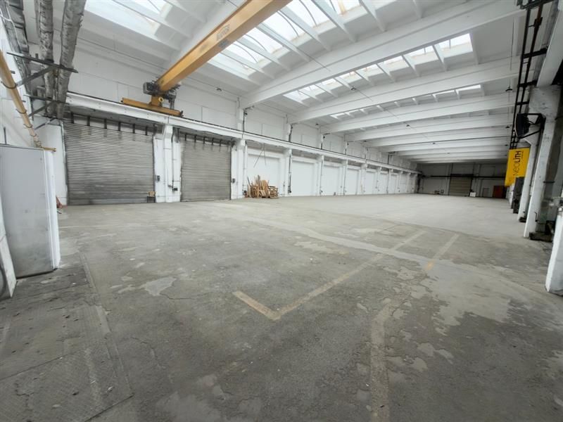 Hala/magazyn Wrocław Krzyki, Wrocław Opolska Hala z suwnicą 8T ogrzewana +biur. Zdjęcie 2