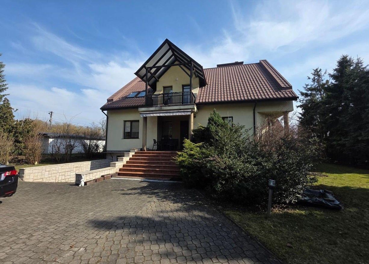 dom wolnostojący Piotrków Trybunalski, ul. Przelotowa. Zdjęcie 1