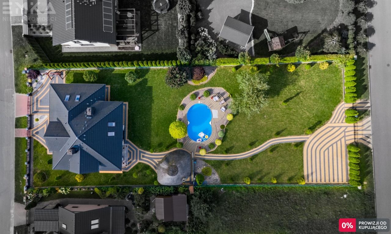 dom wolnostojący, 4 pokoje Świecie, ul. Poziomkowa