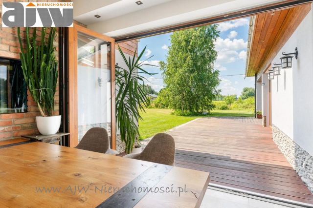 dom wolnostojący, 7 pokoi Osieck. Zdjęcie 4