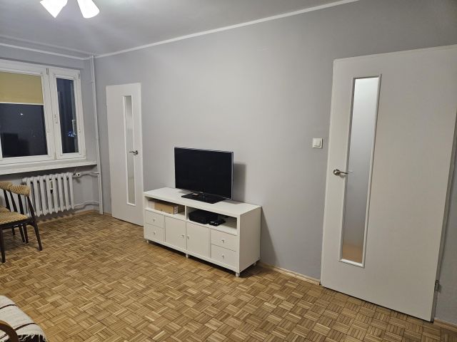 Mieszkanie 2-pokojowe Otwock Śródmieście, ul. Michała Andriollego. Zdjęcie 1