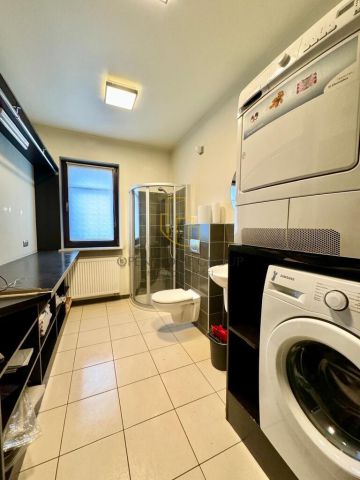 dom wolnostojący, 8 pokoi Wrocław Krzyki. Zdjęcie 22