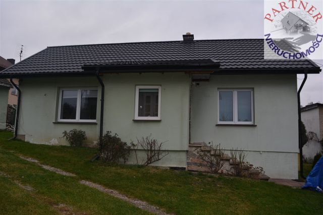 dom wolnostojący, 3 pokoje Karniowice. Zdjęcie 1