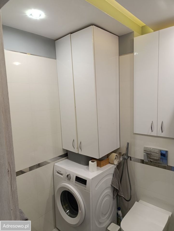 Mieszkanie 3-pokojowe Guzów. Zdjęcie 4