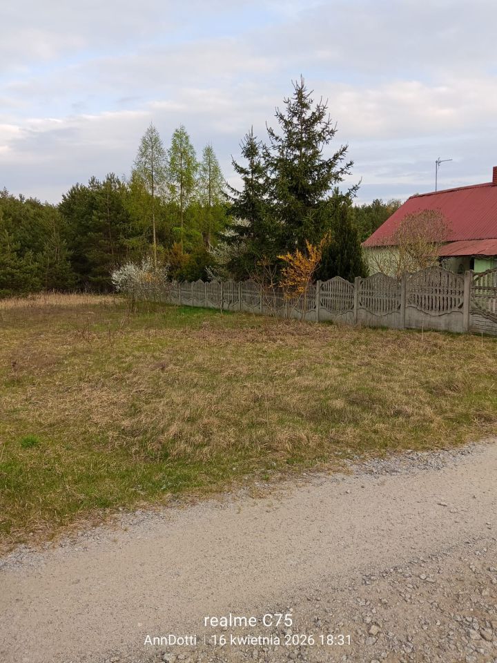 dom wolnostojący, 1 pokój Przybyłów. Zdjęcie 8