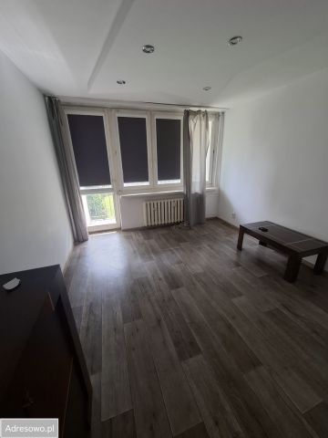 Mieszkanie 3-pokojowe Łódź Widzew, ul. Beli Bartoka. Zdjęcie 1