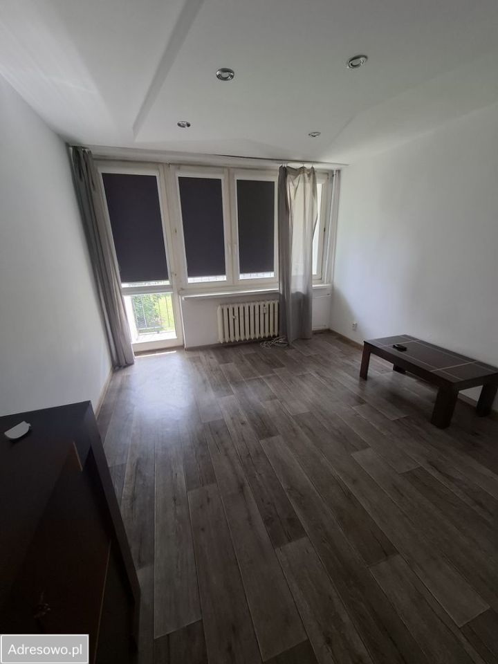 Mieszkanie 3-pokojowe Łódź Widzew, ul. Beli Bartoka. Zdjęcie 1