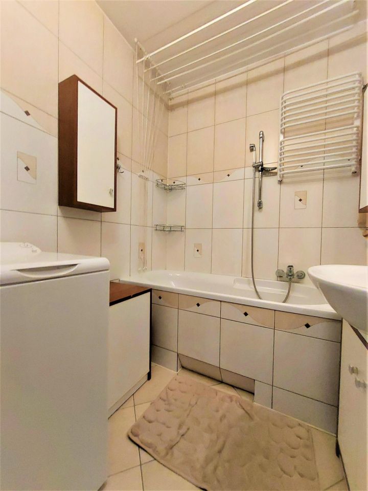 Mieszkanie 3-pokojowe Kielce Świętokrzyskie, ul. marsz. Józefa Piłsudskiego. Zdjęcie 7