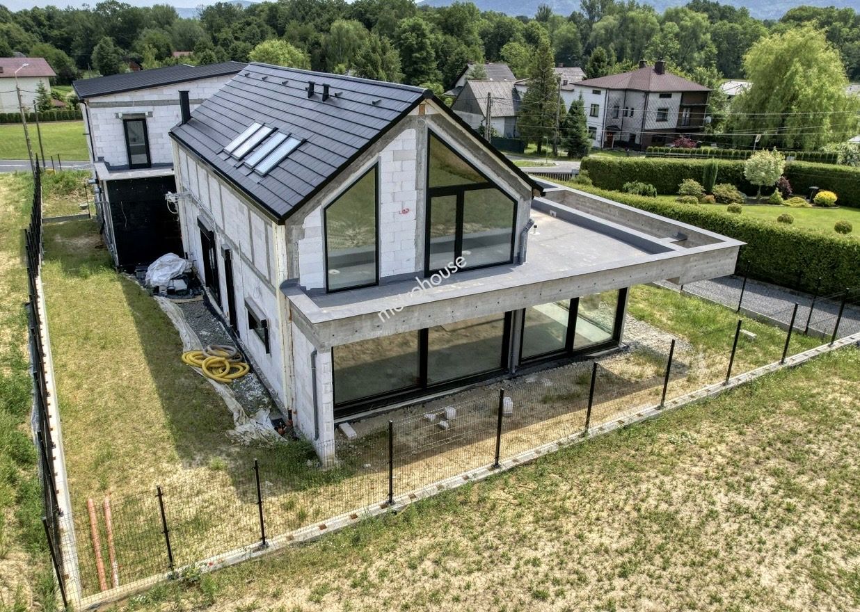 dom wolnostojący, 10 pokoi Pisarzowice, ul. Bielska. Zdjęcie 12