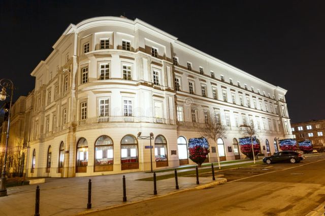 Mieszkanie 2-pokojowe Warszawa Śródmieście, ul. Krakowskie Przedmieście. Zdjęcie 1