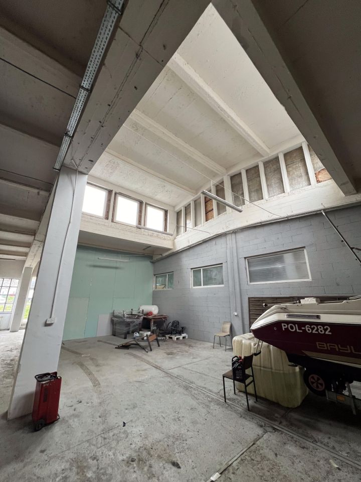 Hala/magazyn Gdynia Chylonia, ul. Hutnicza. Zdjęcie 4