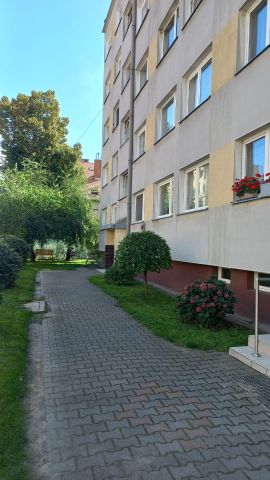 Mieszkanie 3-pokojowe Żmigród, ul. Lipowa. Zdjęcie 1