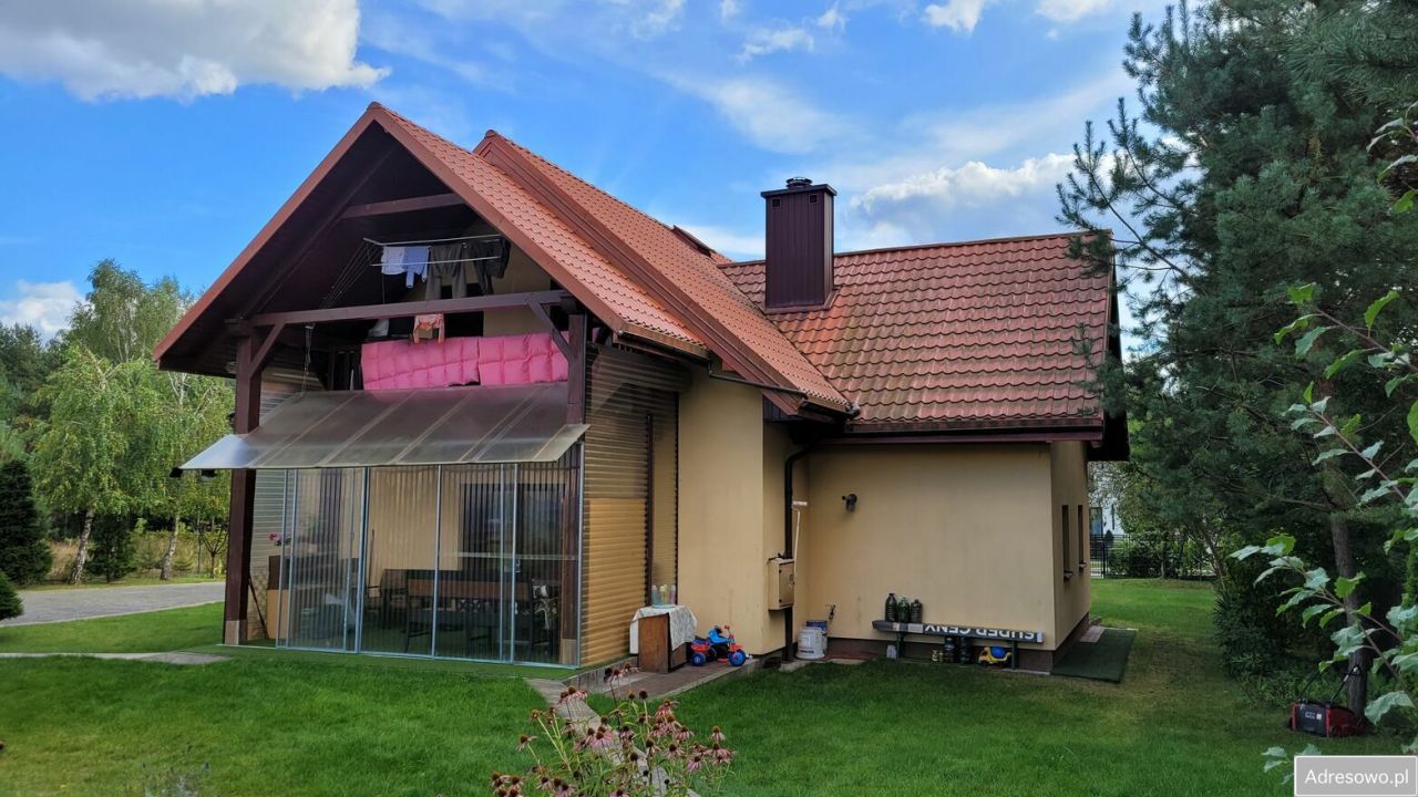 dom wolnostojący, 5 pokoi Susiec. Zdjęcie 3