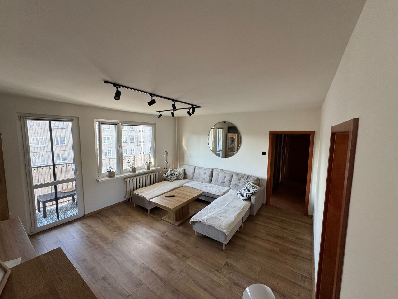 Mieszkanie 4-pokojowe Głogów Żarków Górny, ul. Jagiellońska. Zdjęcie 1