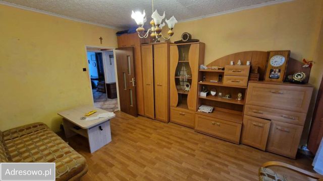 Mieszkanie 3-pokojowe Dzierżoniów, os. Różane. Zdjęcie 1