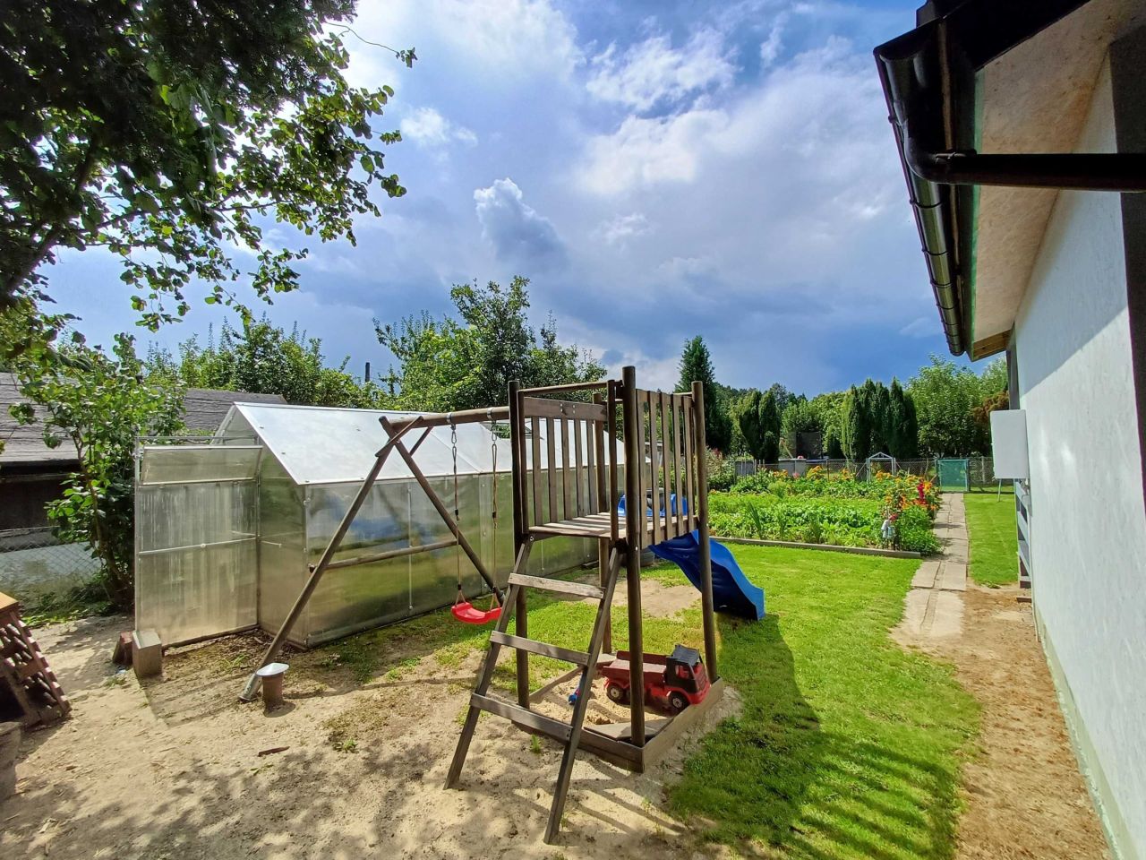 Działka rod Głuchołazy, ul. Powstańców Śląskich. Zdjęcie 2