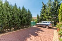 dom wolnostojący, 5 pokoi Pszczółki, ul. Adama Mickiewicza. Zdjęcie 4