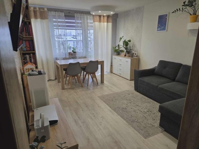 Mieszkanie 3-pokojowe Kutno, ul. Reja. Zdjęcie 1