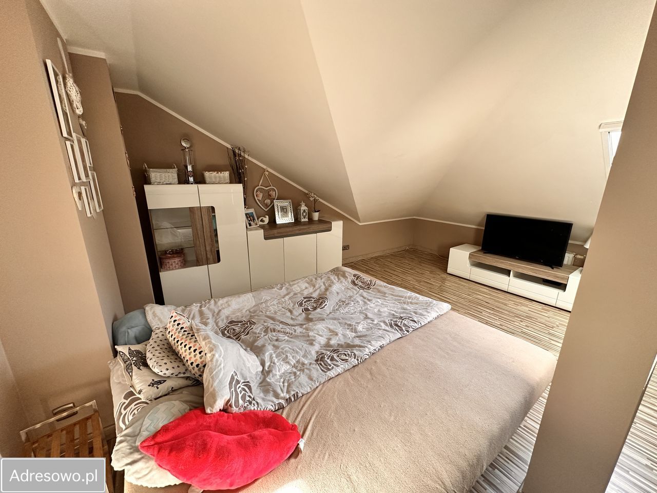 dom wolnostojący, 7 pokoi Kazuń Nowy. Zdjęcie 8