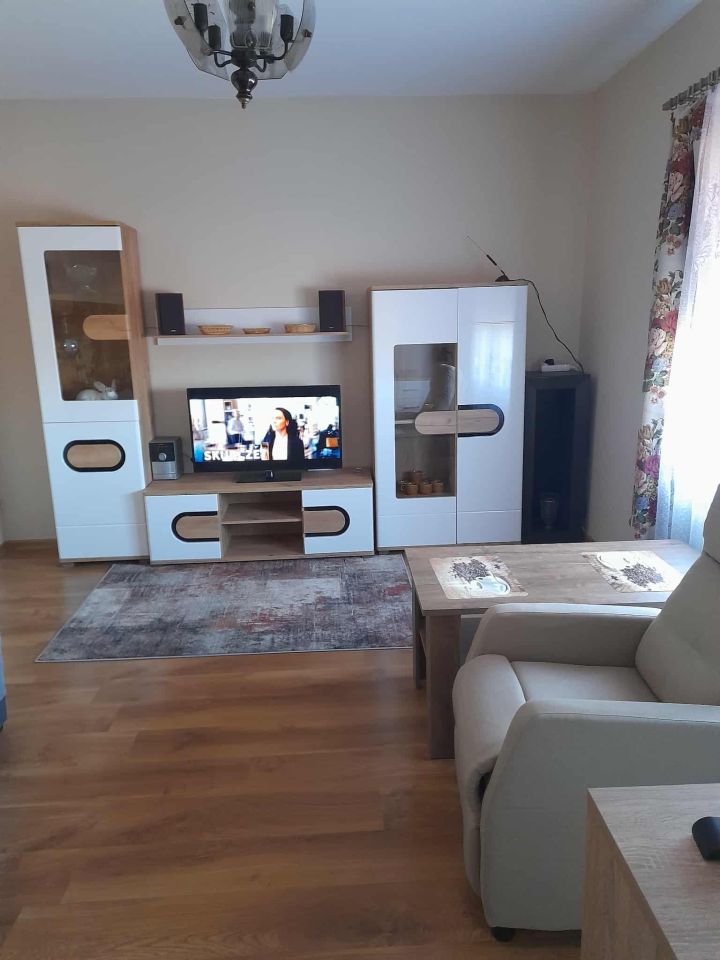 Mieszkanie 2-pokojowe Poraj. Zdjęcie 1