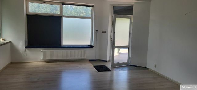 Lokal Gdynia Obłuże, ul. Perłowa. Zdjęcie 1