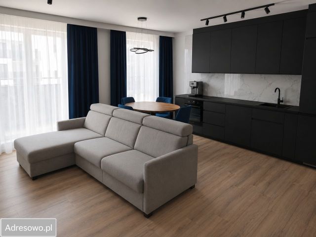 Mieszkanie 3-pokojowe Poznań Naramowice, ul. Karpia. Zdjęcie 1
