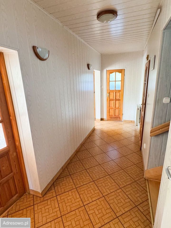 dom wolnostojący, 5 pokoi Łódź Bałuty, ul. Normandzka. Zdjęcie 2