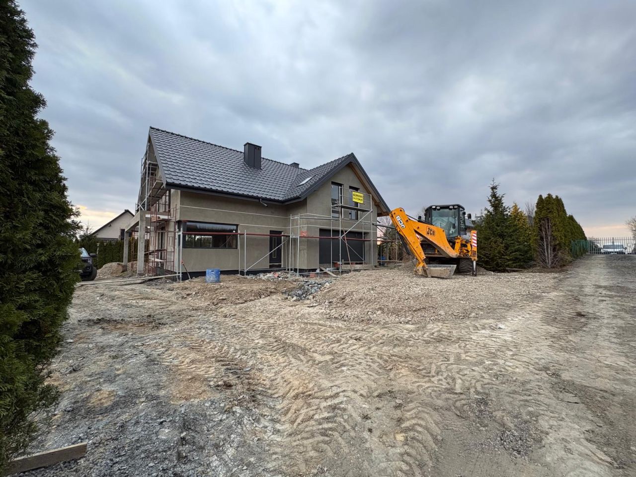 dom wolnostojący, 7 pokoi Buków, Radziszowska. Zdjęcie 2