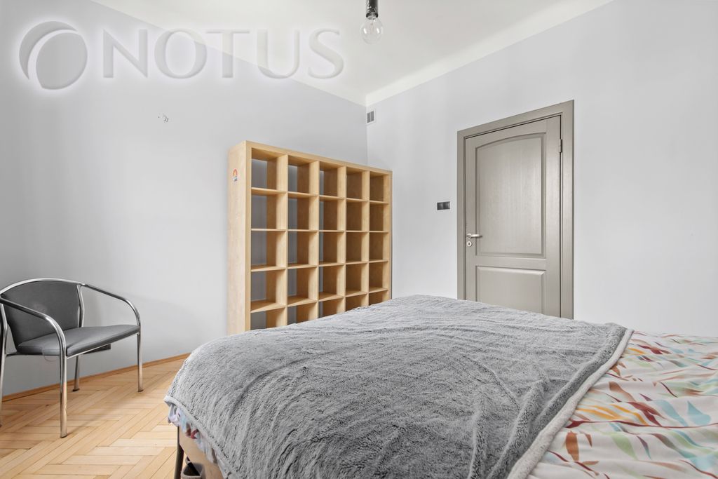 Mieszkanie 3-pokojowe Warszawa, rynek Nowego Miasta. Zdjęcie 3