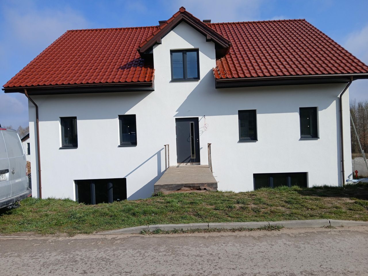 dom wolnostojący, 11 pokoi Mniów Mniów-Kolonia, ul. Wrzosowa. Zdjęcie 4