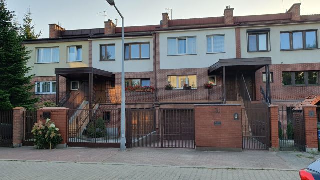 dom szeregowy, 5 pokoi Łomianki Łomianki-Dąbrowa, ul. Krokusa. Zdjęcie 1