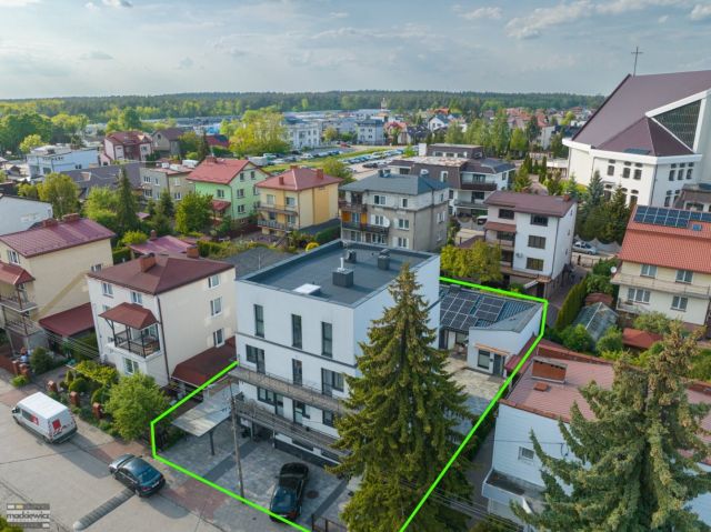 dom wolnostojący, 18 pokoi Białystok Jaroszówka, ul. Aleksandra Węgierki. Zdjęcie 1