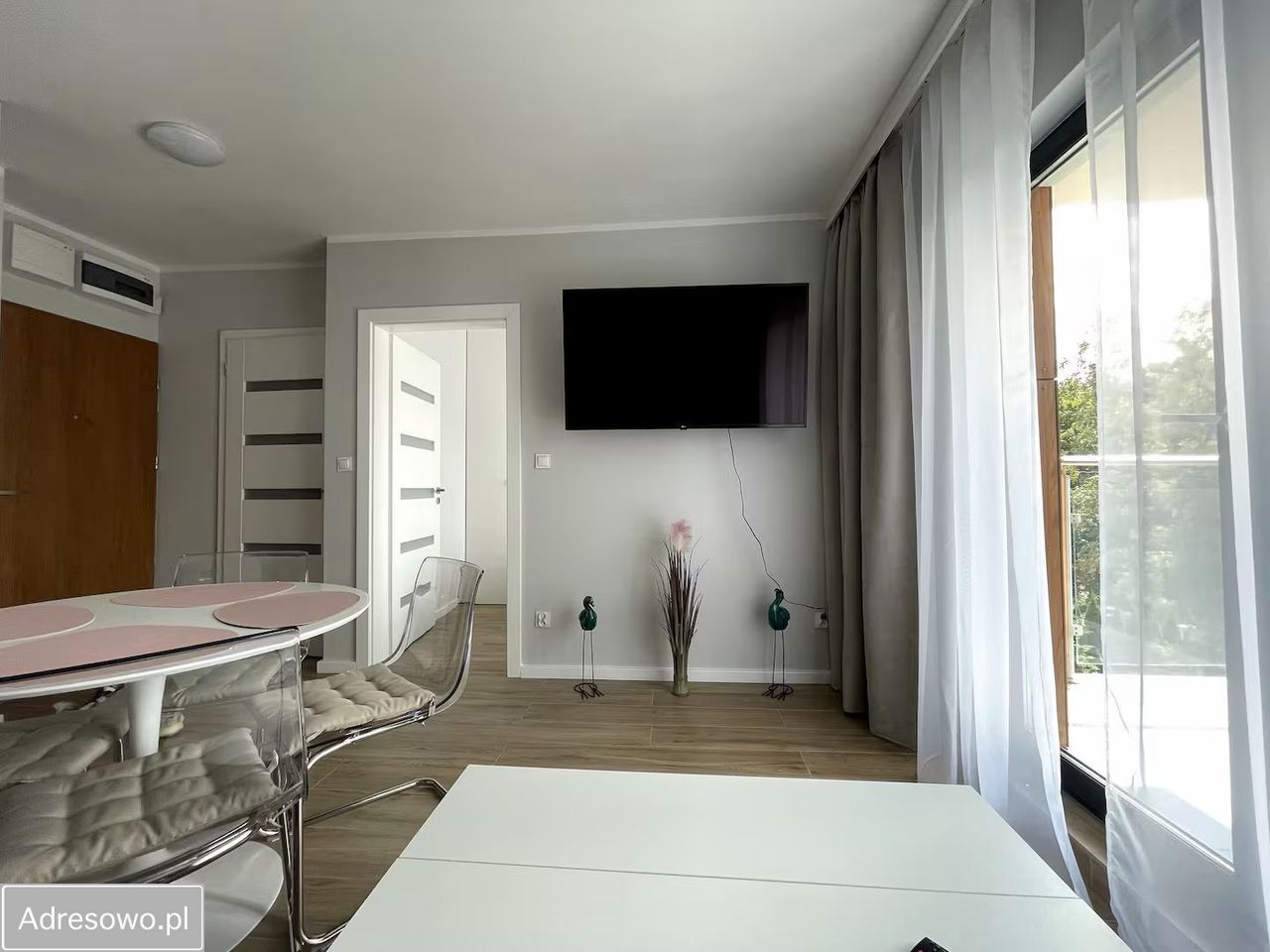 Mieszkanie 2-pokojowe Międzywodzie, ul. Szkolna. Zdjęcie 2