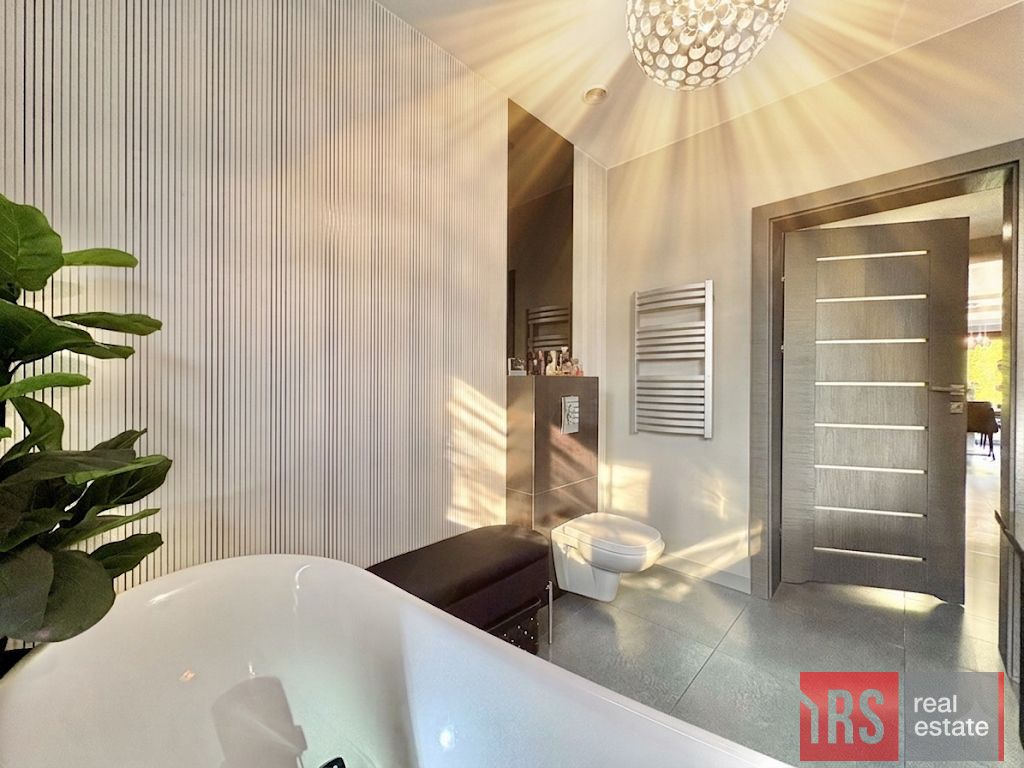 dom wolnostojący, 4 pokoje Zwierzyn, ul. Jasna. Zdjęcie 16