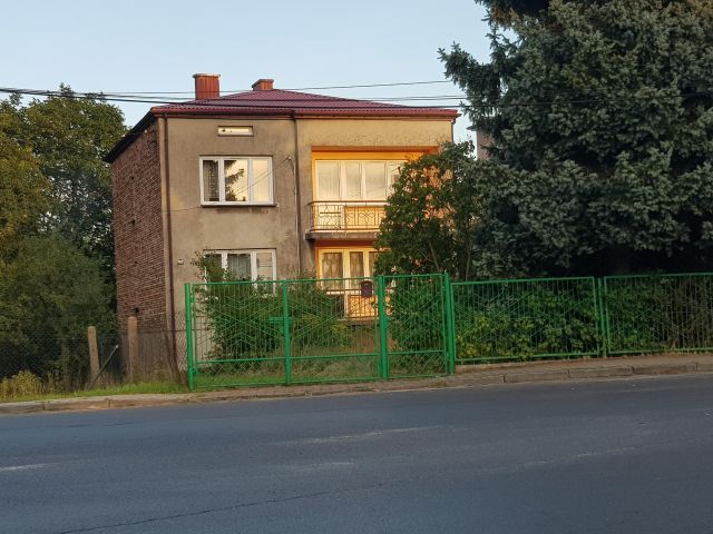 dom wolnostojący, 5 pokoi Włodowice, ul. Żarecka. Zdjęcie 1
