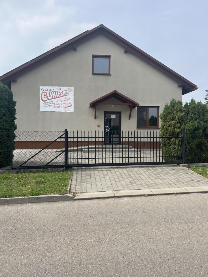 Nieruchomość komercyjna Kańczuga, ul. Leona Grzebyka. Zdjęcie 2