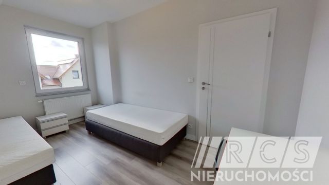 dom szeregowy, 5 pokoi Tyniec Mały. Zdjęcie 6