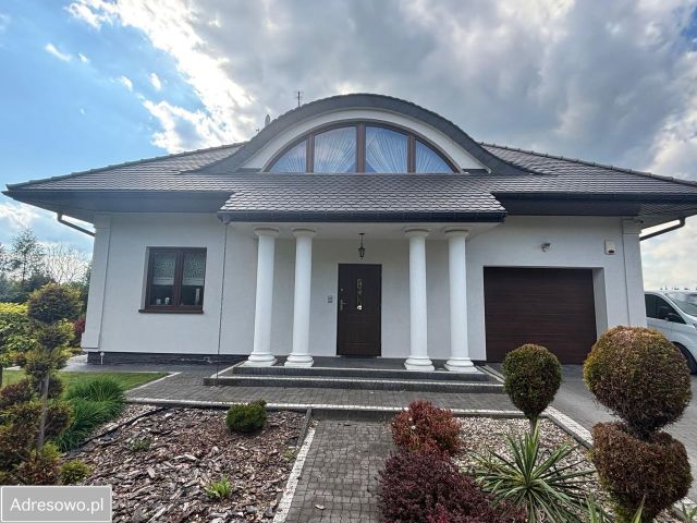 dom wolnostojący, 6 pokoi Żółtańce-Kolonia, ul. Metalowa. Zdjęcie 1