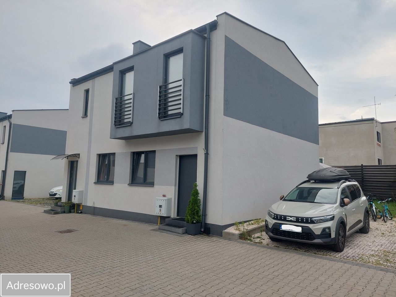 Częstochowa Aniołów Mieszkanie - 4 pokoje - 65 m² - parter