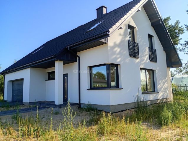 dom wolnostojący, 4 pokoje Stasi Las. Zdjęcie 1