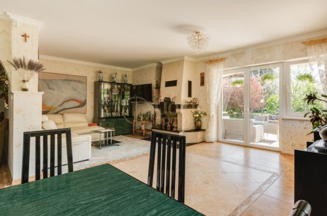 dom wolnostojący, 8 pokoi Przyjaźń, ul. Nowowiejska. Zdjęcie 8