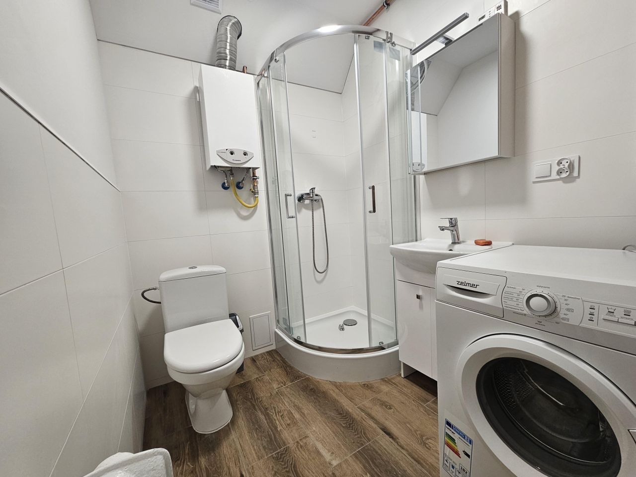 Mieszkanie 3-pokojowe Gliwice Trynek, ul. Młodych Patriotów. Zdjęcie 3