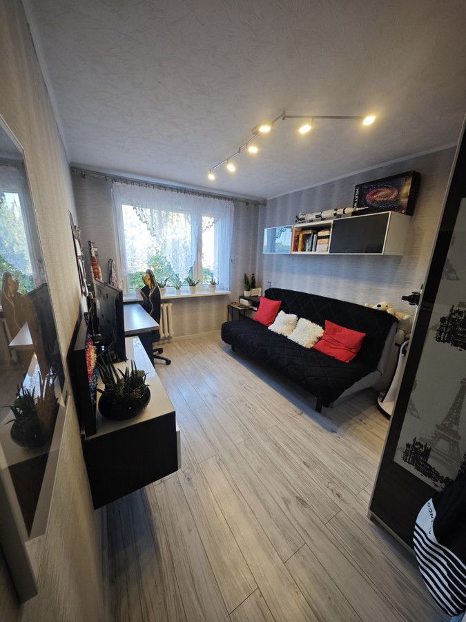 Mieszkanie 3-pokojowe Katowice Dąbrówka Mała, ul. Strzelców Bytomskich. Zdjęcie 10