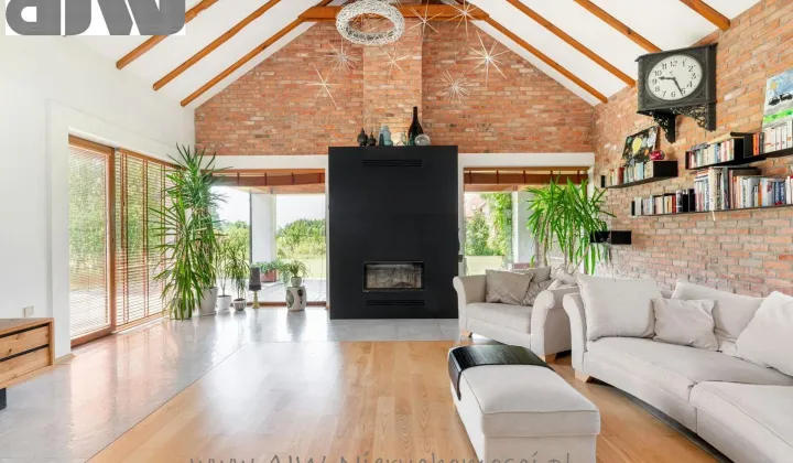 dom wolnostojący, 7 pokoi Osieck