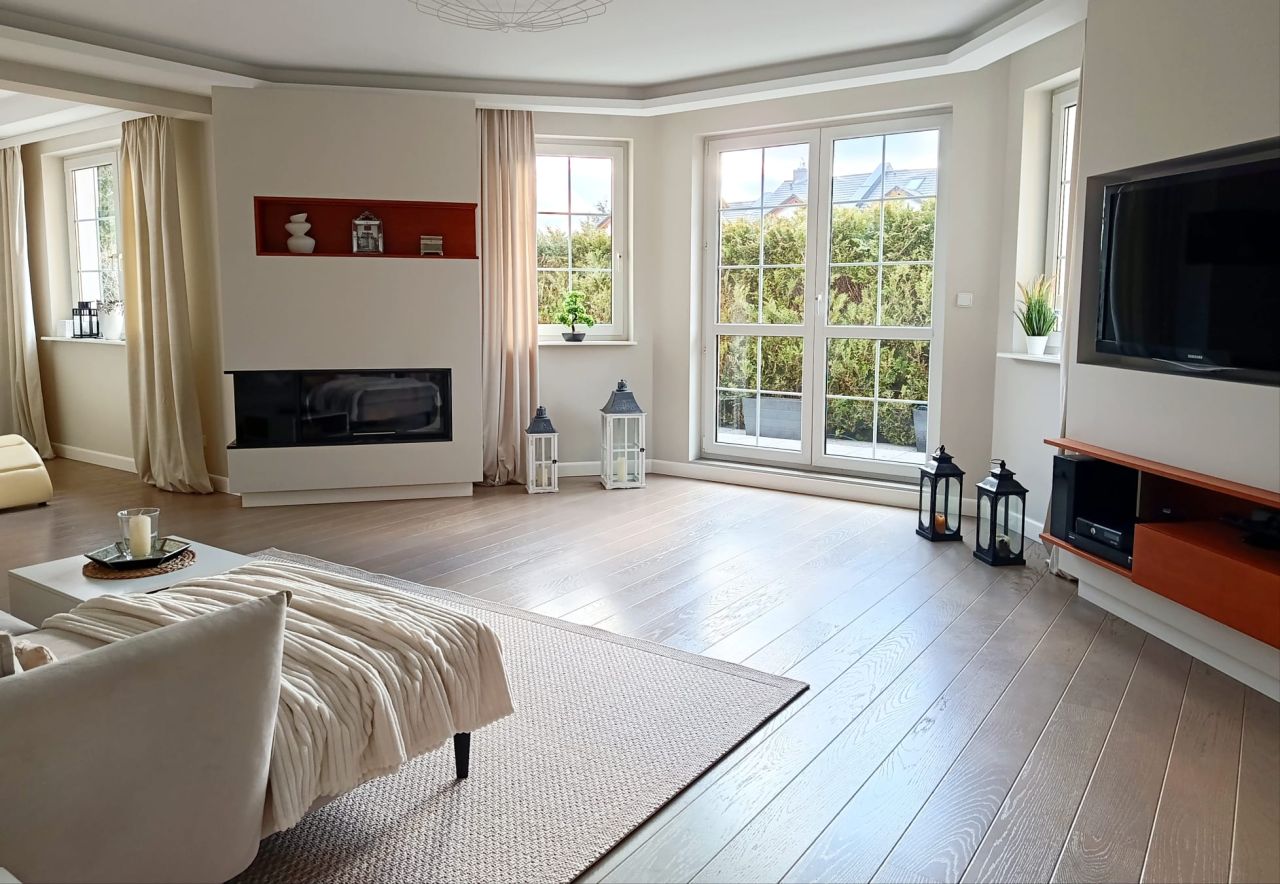 dom wolnostojący, 5 pokoi Chwaszczyno, ul. Diamentowa. Zdjęcie 3