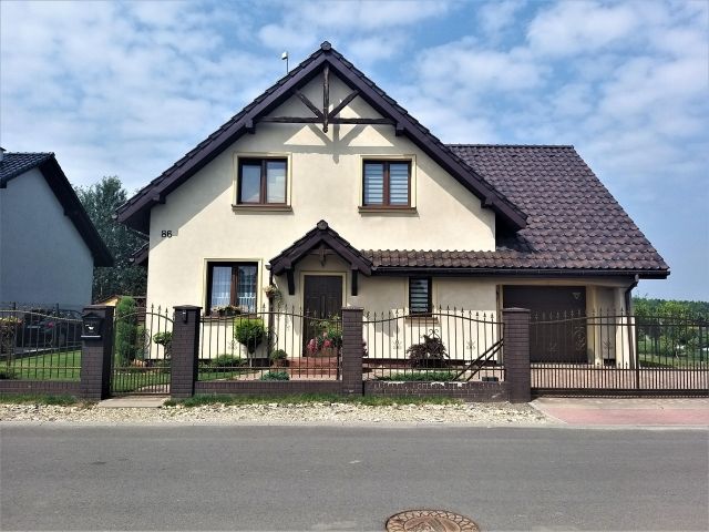 dom wolnostojący, 4 pokoje Chorzów Maciejkowice, ul. Słowików. Zdjęcie 1